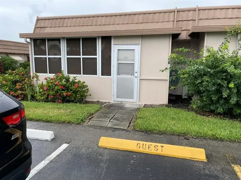 318 N Seville N Delray Beach FL 33446