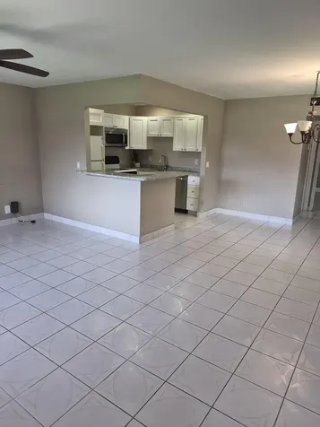 318 N Seville N Delray Beach FL 33446