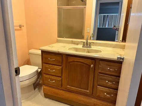424 Saxony Delray Beach FL 33446
