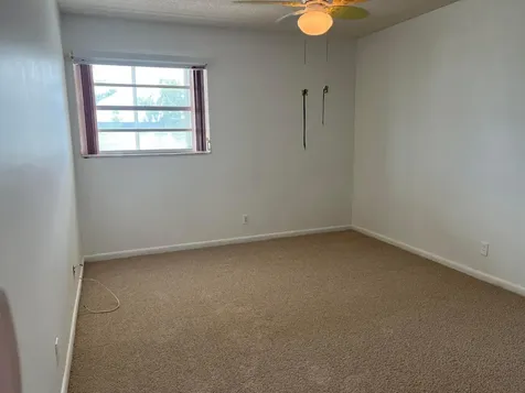 424 Saxony Delray Beach FL 33446