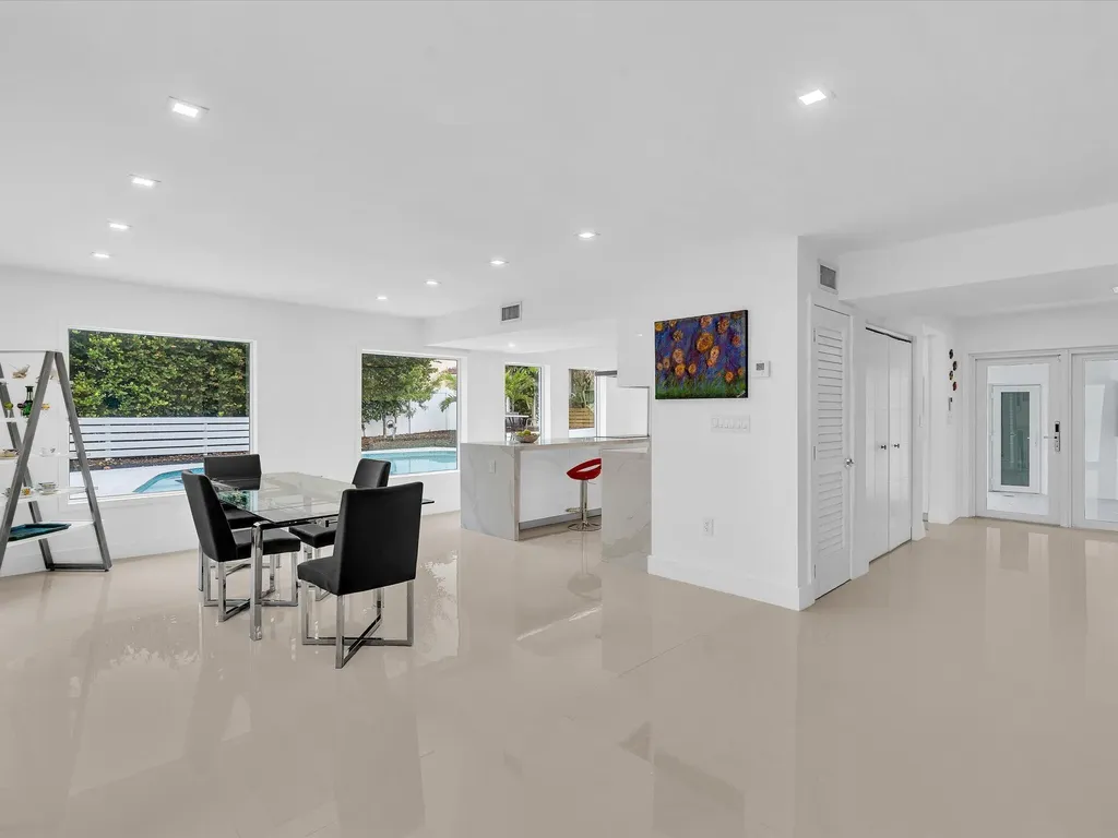 1903 Bay Drive Pompano Beach FL 33062