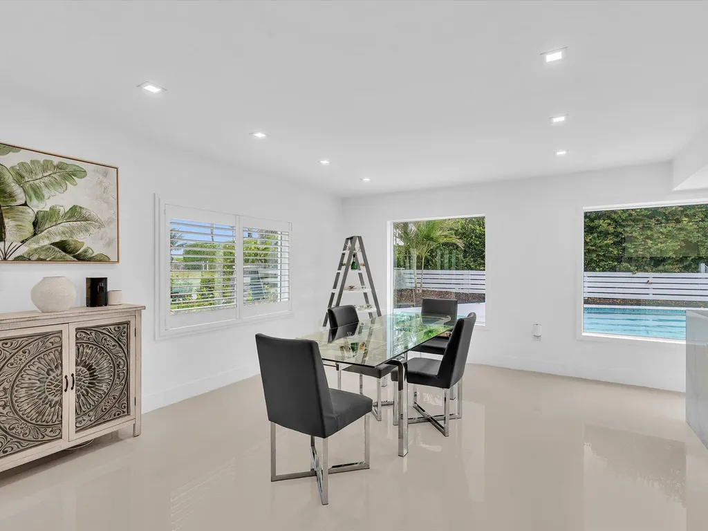 1903 Bay Drive Pompano Beach FL 33062