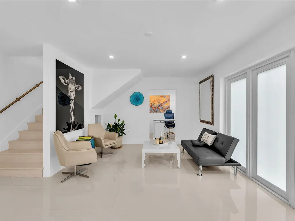 1903 Bay Drive Pompano Beach FL 33062