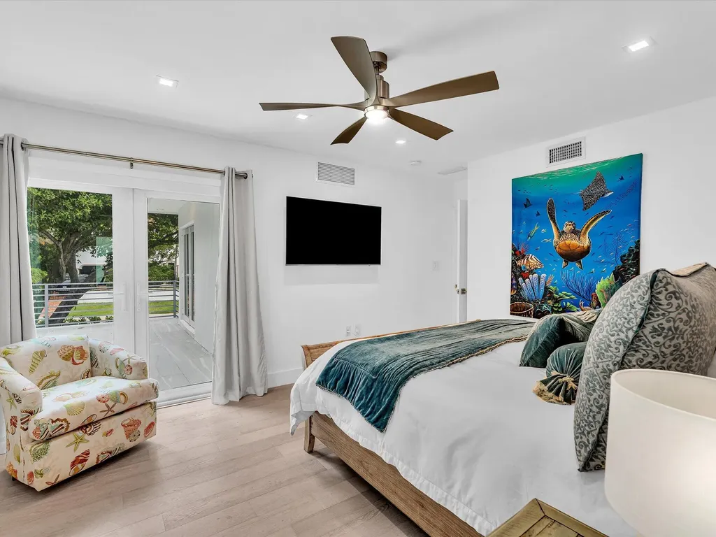 1903 Bay Drive Pompano Beach FL 33062