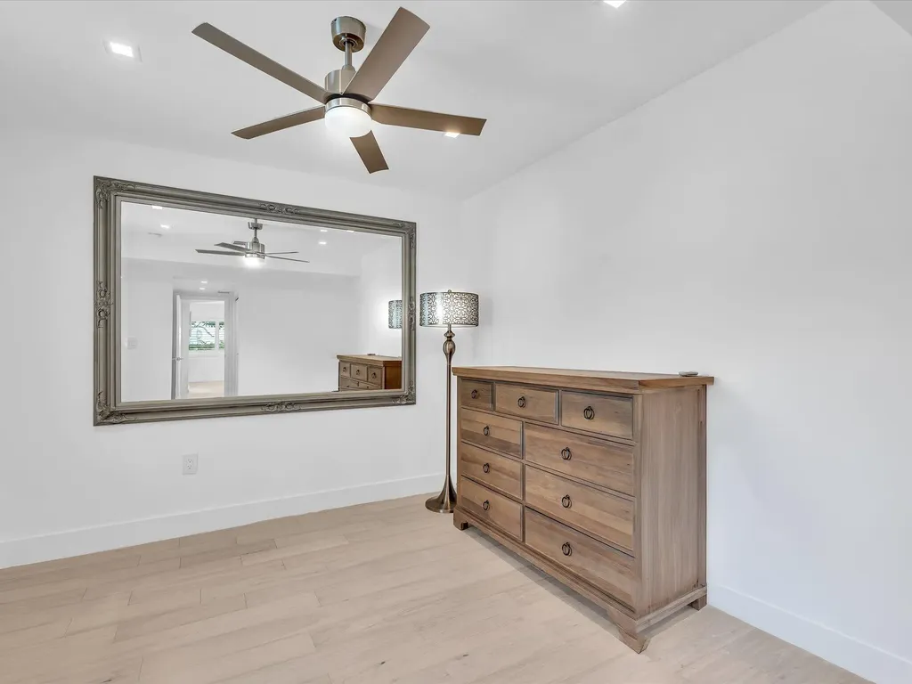 1903 Bay Drive Pompano Beach FL 33062