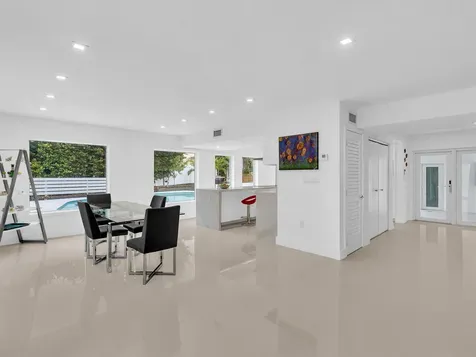 1903 Bay Drive Pompano Beach FL 33062