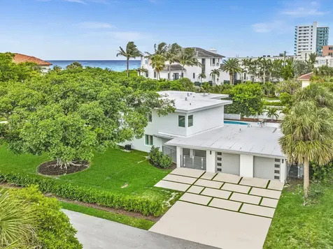 1903 Bay Drive Pompano Beach FL 33062