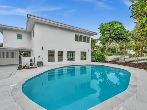 1903 Bay Drive Pompano Beach FL 33062