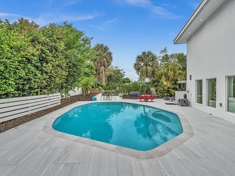 1903 Bay Drive Pompano Beach FL 33062