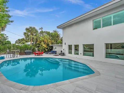 1903 Bay Drive Pompano Beach FL 33062