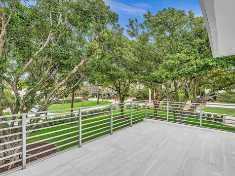 1903 Bay Drive Pompano Beach FL 33062