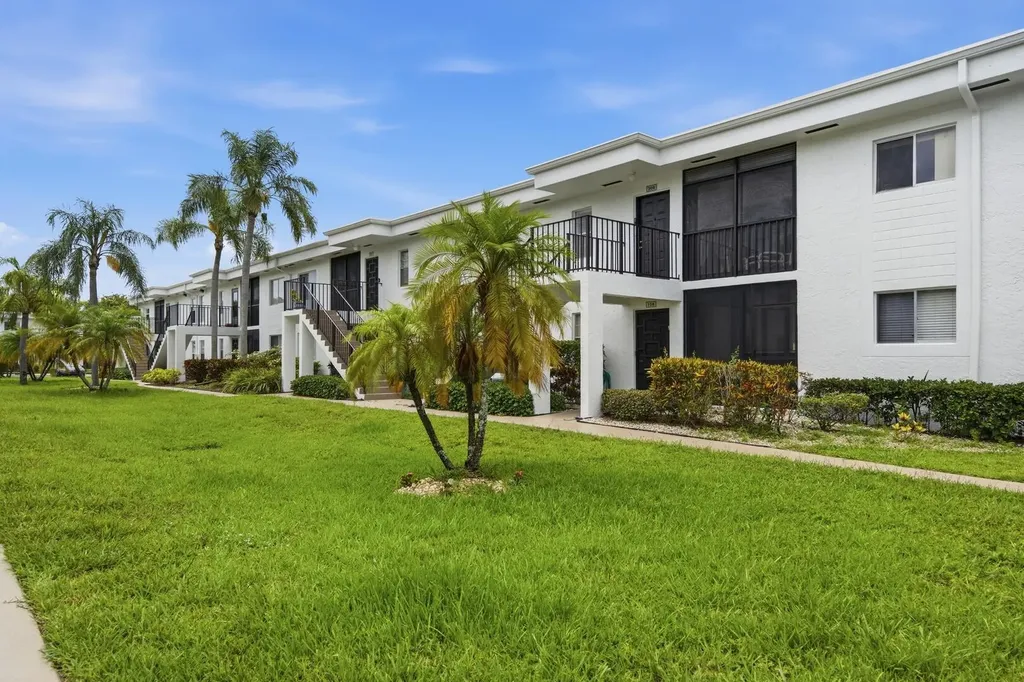 14898 Wedgefield Drive Delray Beach FL 33446