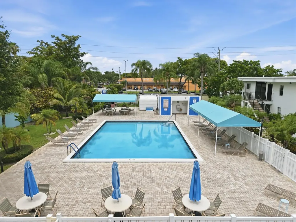 14898 Wedgefield Drive Delray Beach FL 33446