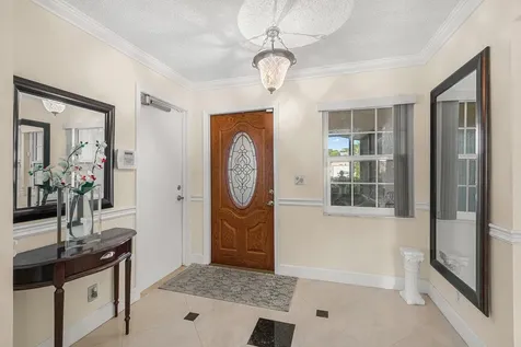 13297B Vía Vulcanus Delray Beach FL 33484