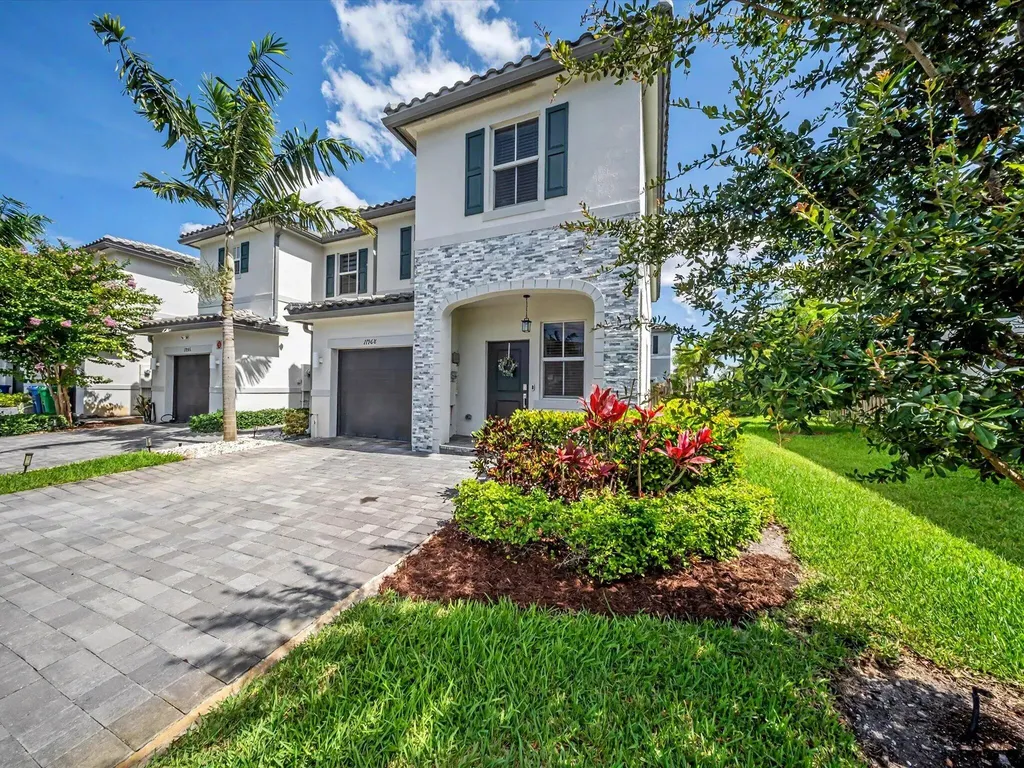 11968 NW 47th Manor Coral Springs FL 33076