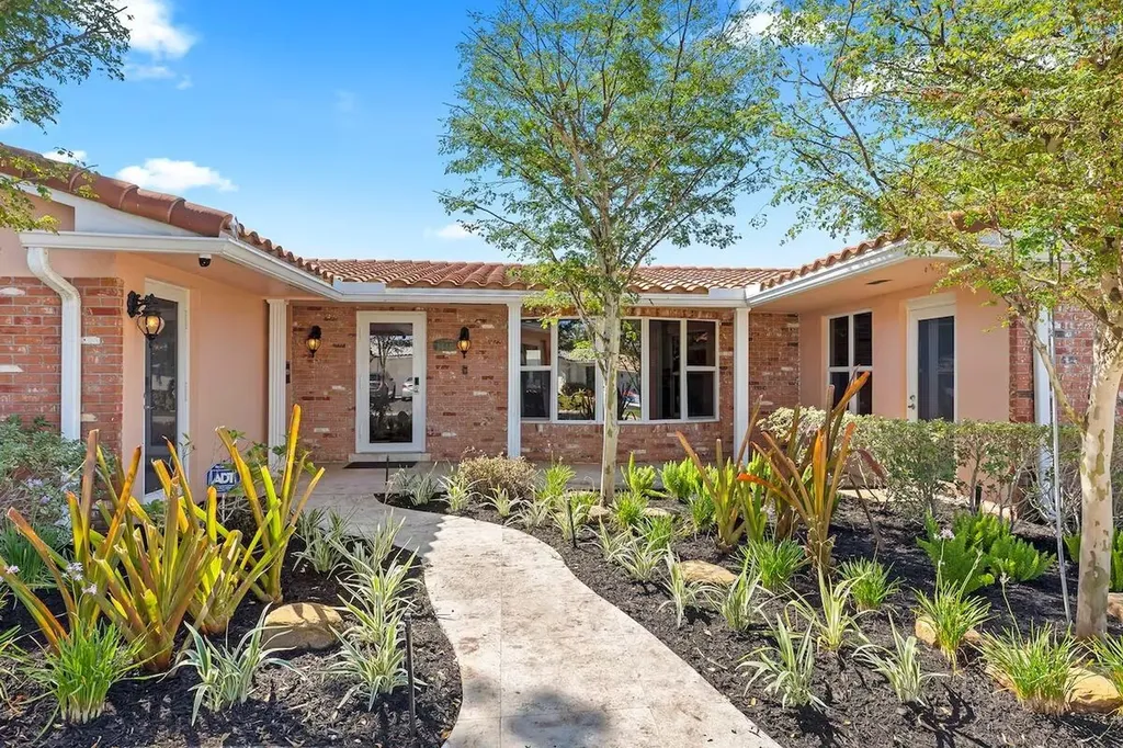 1448 NE 57th Street Fort Lauderdale FL 33334