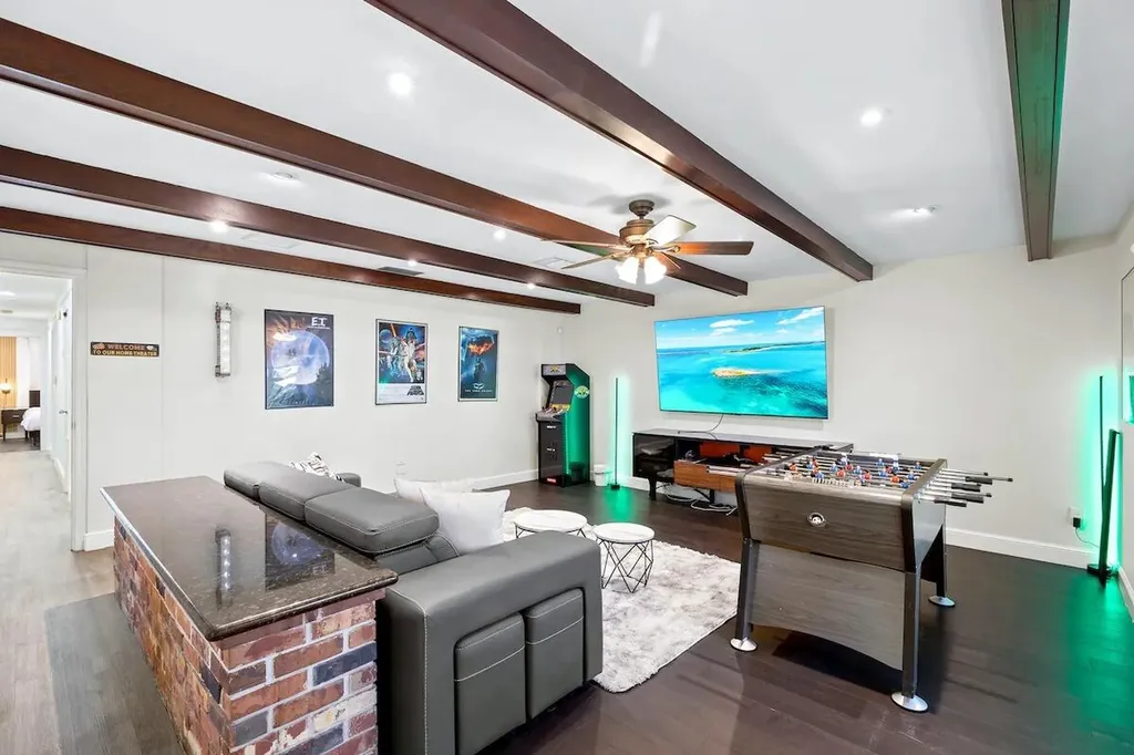 1448 NE 57th Street Fort Lauderdale FL 33334