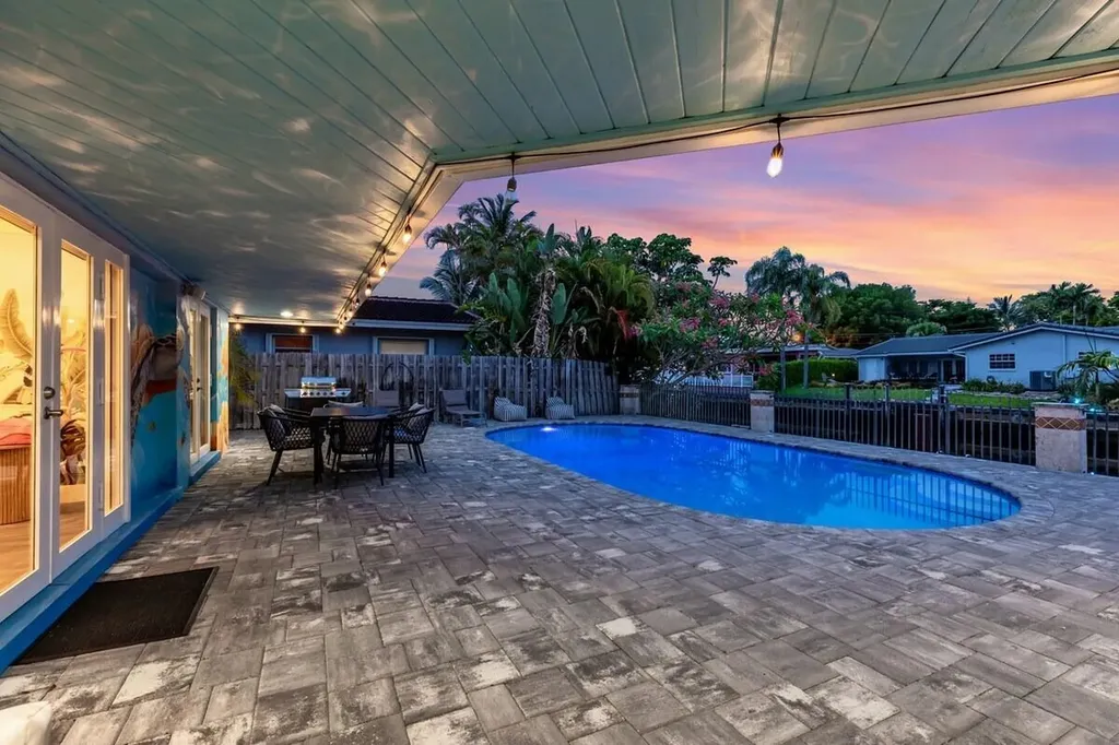 1448 NE 57th Street Fort Lauderdale FL 33334