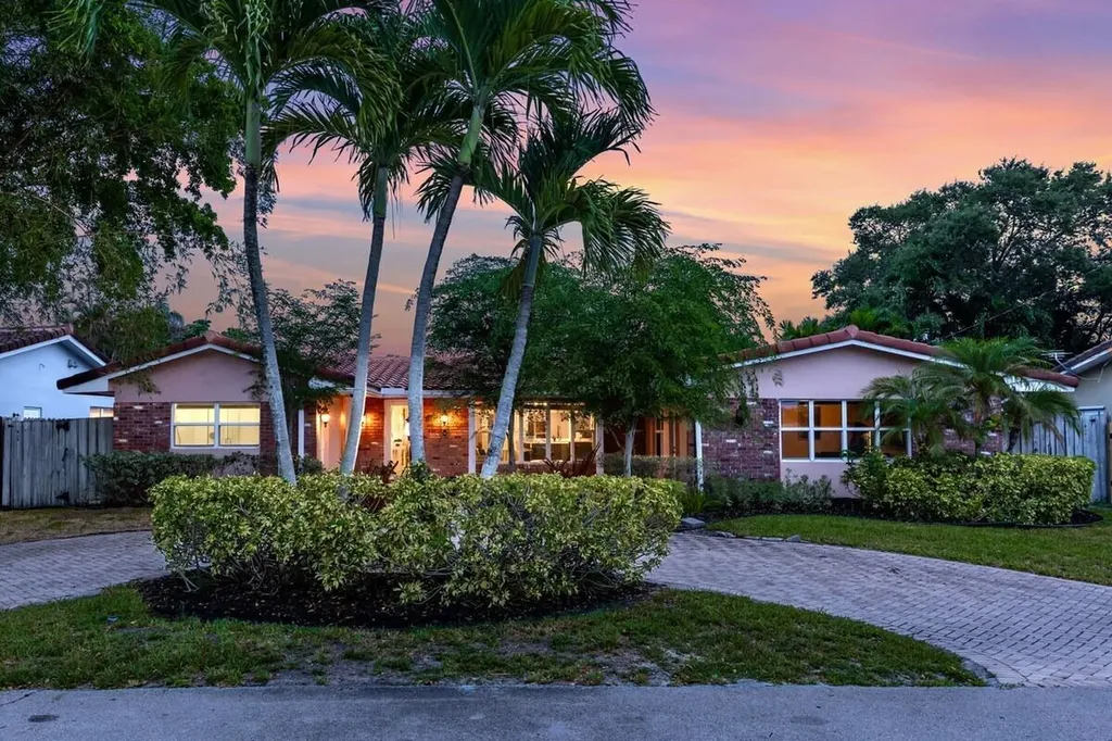1448 NE 57th Street Fort Lauderdale FL 33334