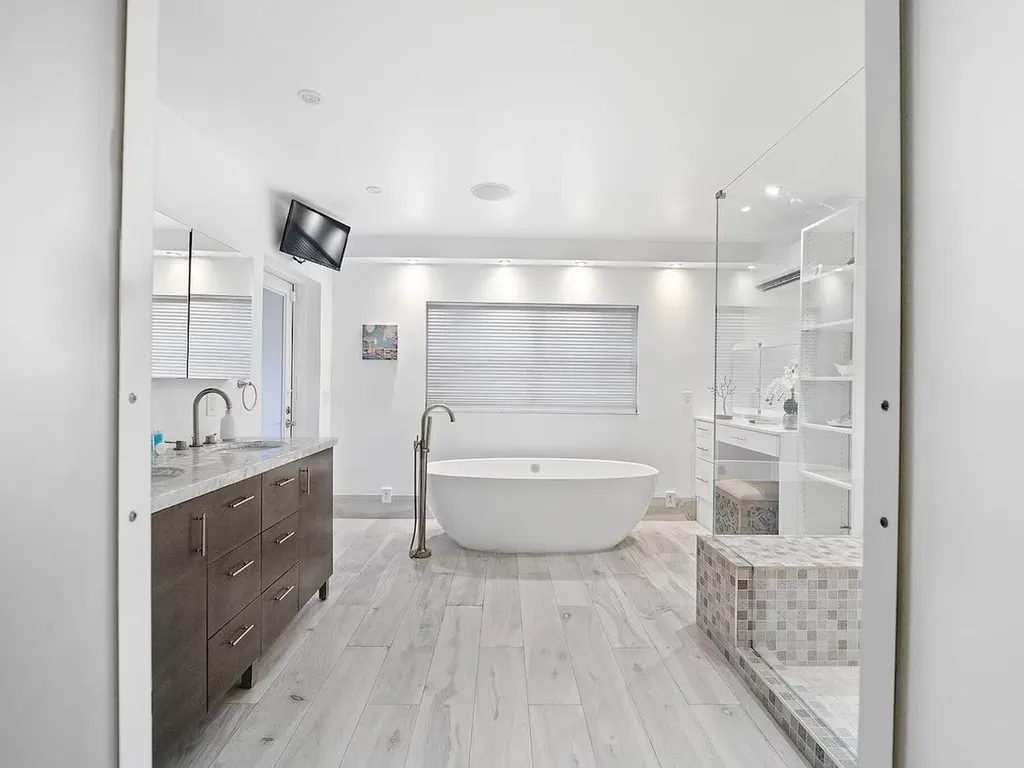 1448 NE 57th Street Fort Lauderdale FL 33334