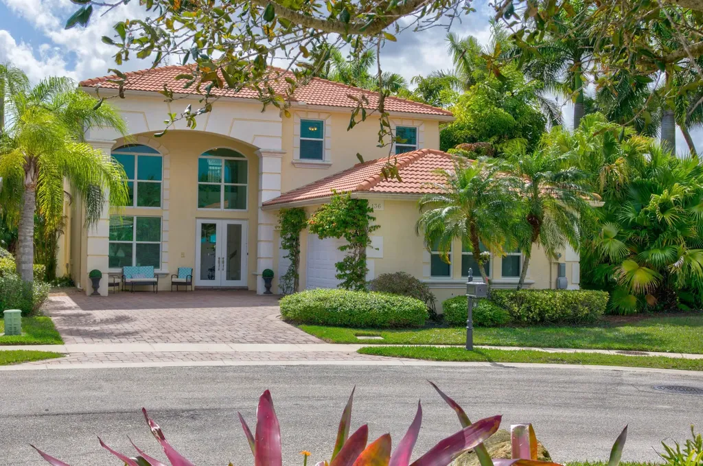 136 Casa Grande Court Palm Beach Gardens FL 33418