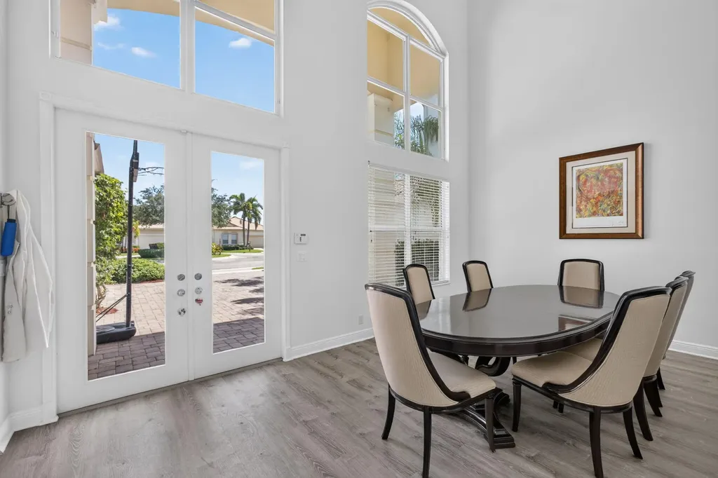 136 Casa Grande Court Palm Beach Gardens FL 33418
