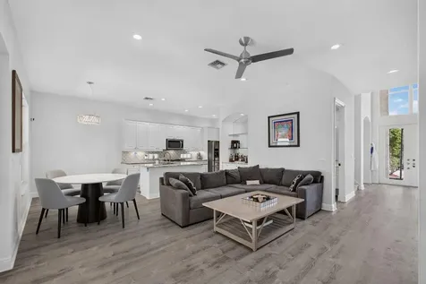 136 Casa Grande Court Palm Beach Gardens FL 33418