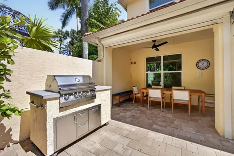 136 Casa Grande Court Palm Beach Gardens FL 33418