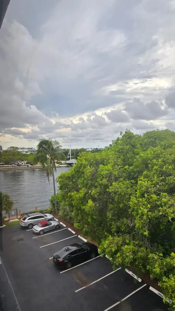 105 S Riverside Drive Pompano Beach FL 33062