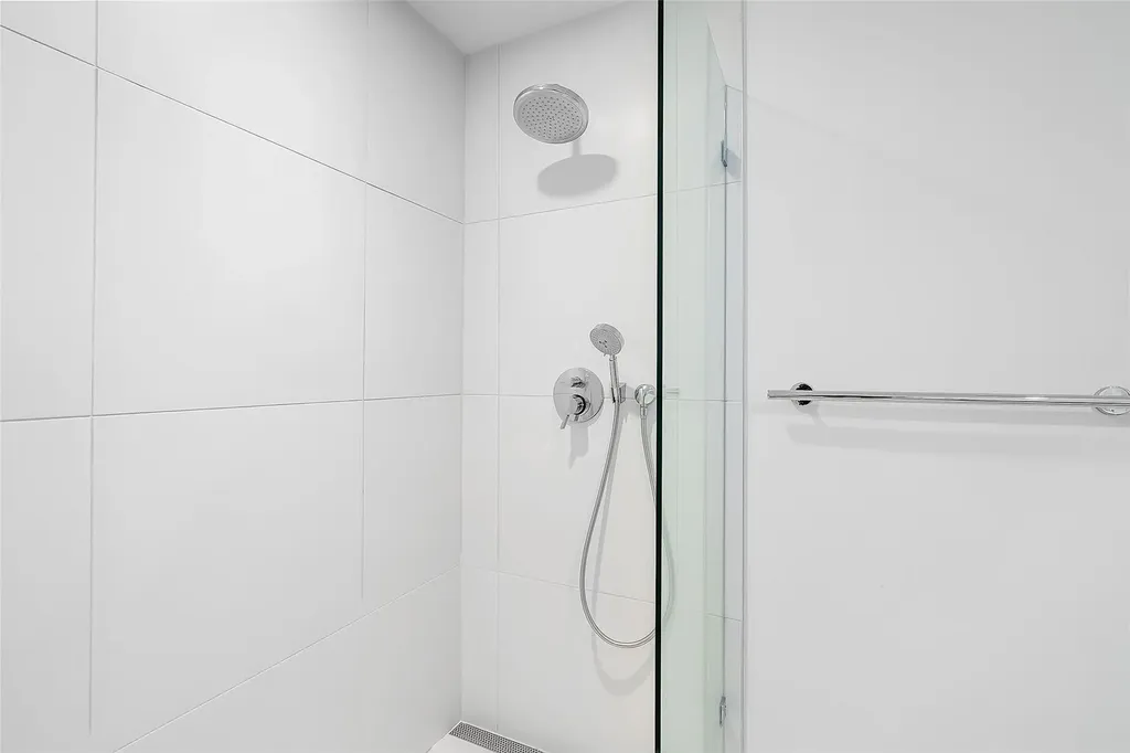 2000 Metropica Way Sunrise FL 33323