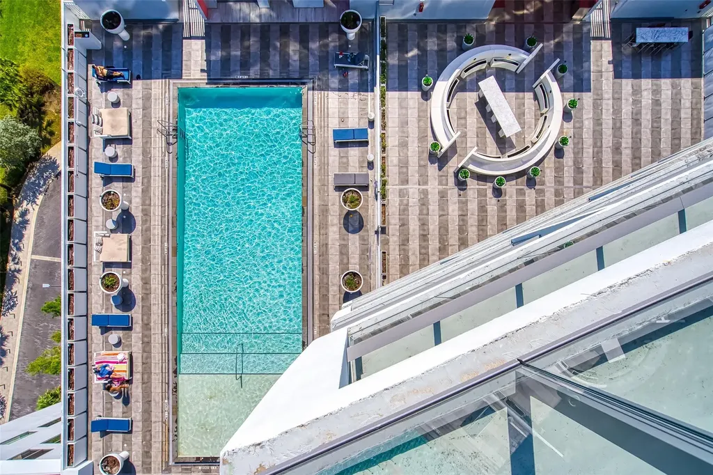 2000 Metropica Way Sunrise FL 33323