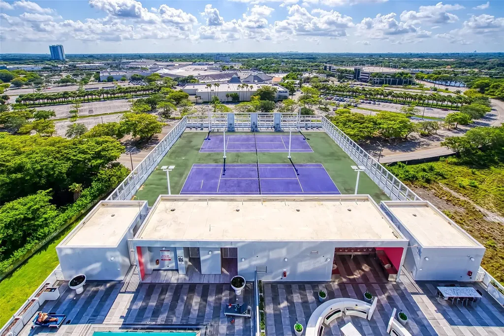 2000 Metropica Way Sunrise FL 33323