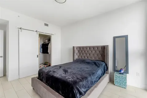 2000 Metropica Way Sunrise FL 33323
