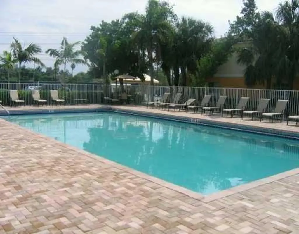 3610 N 56th Avenue Hollywood FL 33021