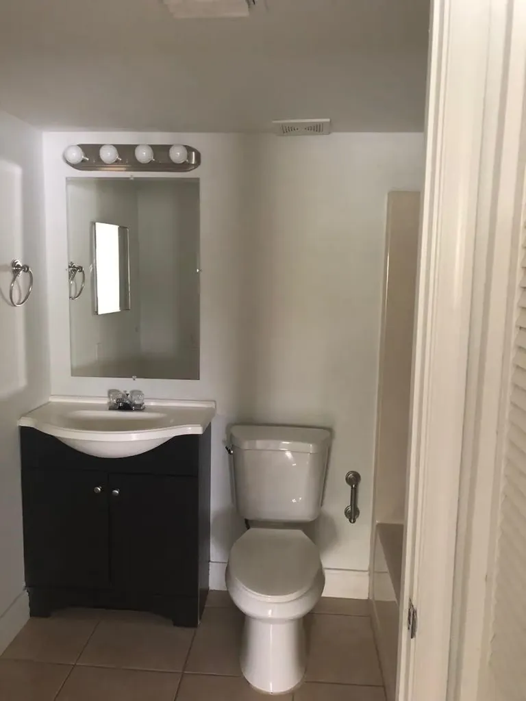 3610 N 56th Avenue Hollywood FL 33021