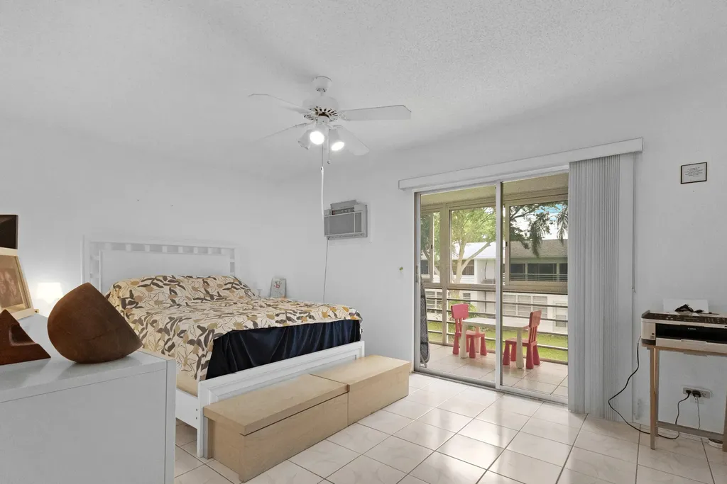 18 Prescott A Deerfield Beach FL 33442