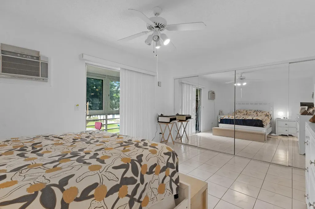 18 Prescott A Deerfield Beach FL 33442