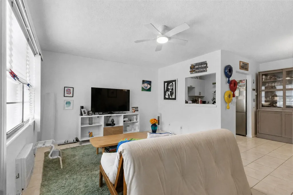 18 Prescott A Deerfield Beach FL 33442