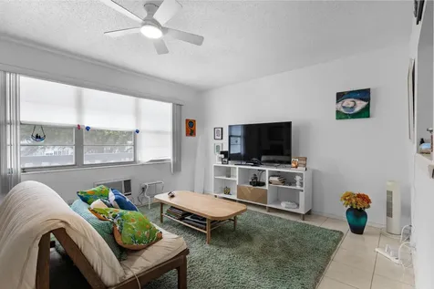 18 Prescott A Deerfield Beach FL 33442
