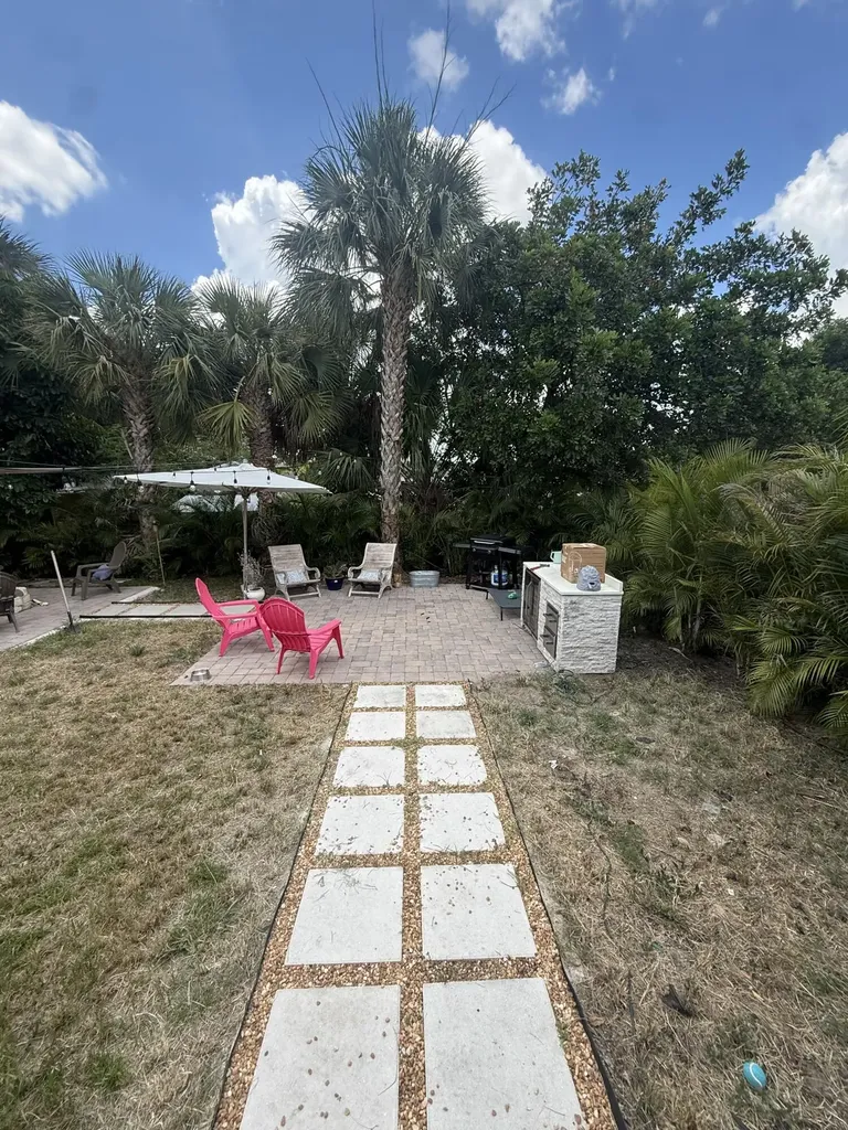 1209 W 34th Street Riviera Beach FL 33404