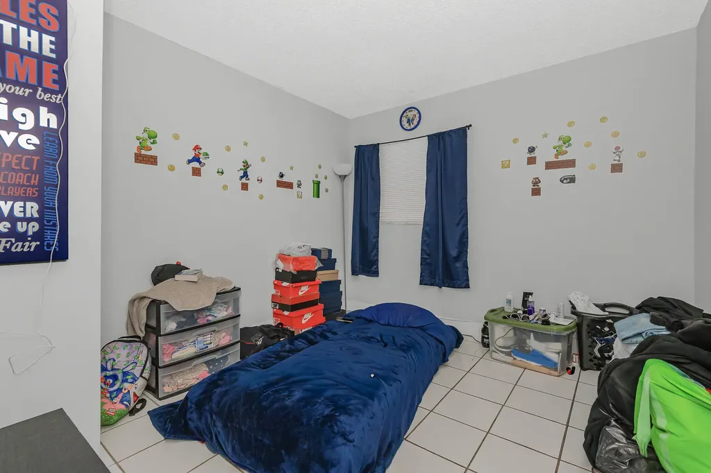 3775 NW 116th Terrace Coral Springs FL 33065