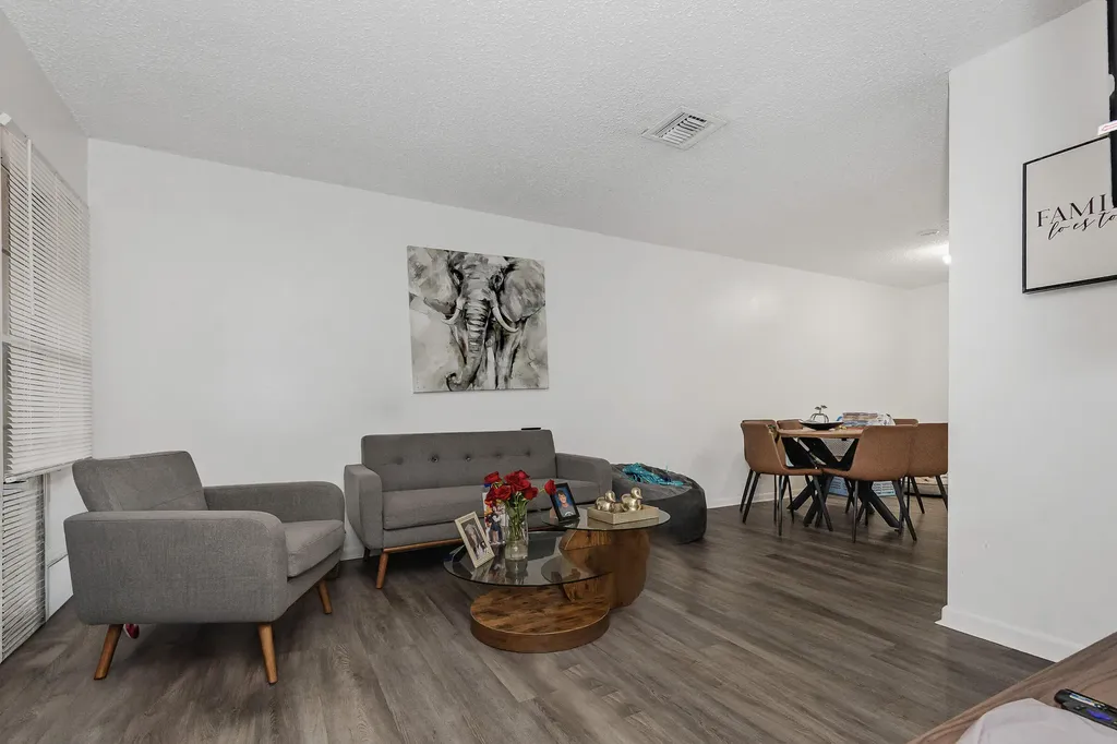 3775 NW 116th Terrace Coral Springs FL 33065