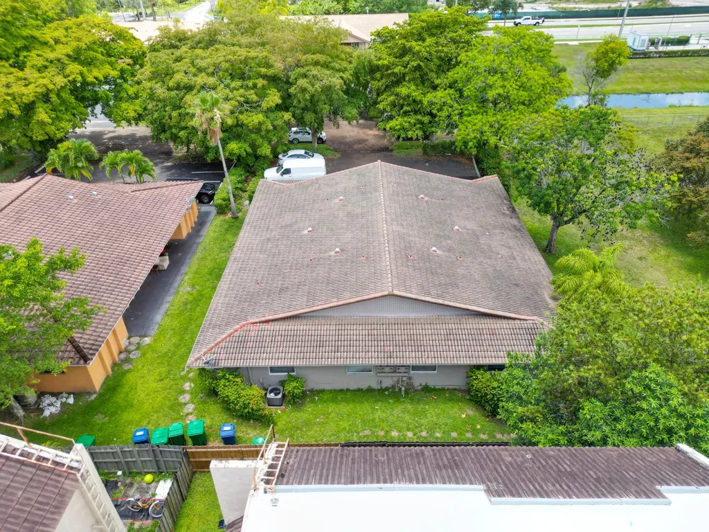 3775 NW 116th Terrace Coral Springs FL 33065