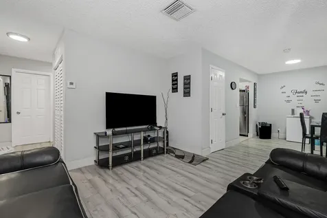 3775 NW 116th Terrace Coral Springs FL 33065