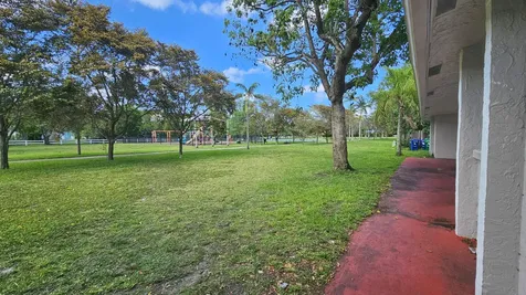 3775 NW 116th Terrace Coral Springs FL 33065