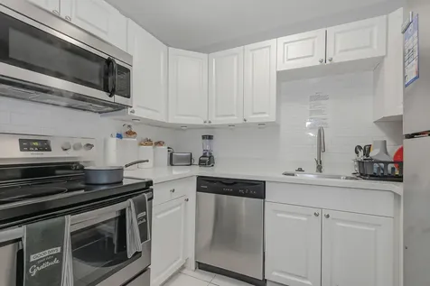 3775 NW 116th Terrace Coral Springs FL 33065