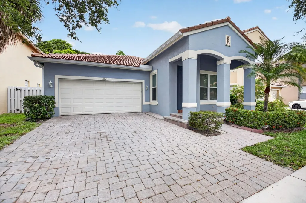 5049 Sancerre Circle Lake Worth FL 33463