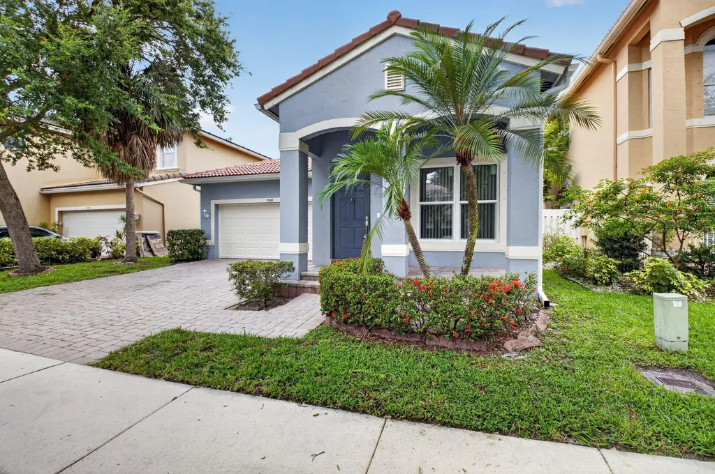 5049 Sancerre Circle Lake Worth FL 33463