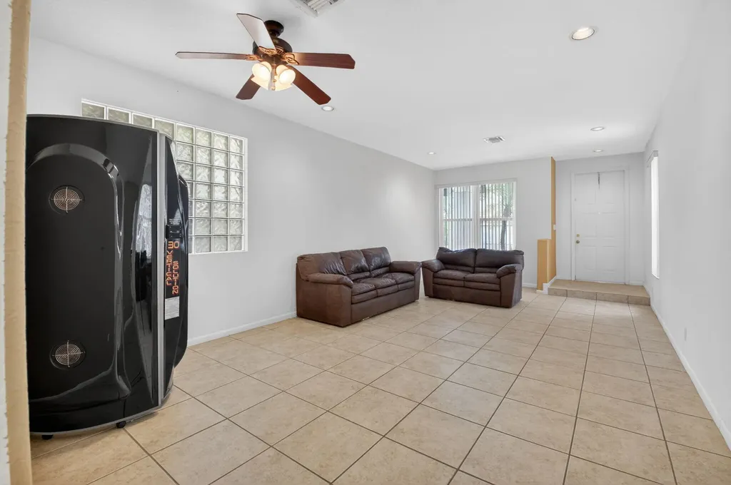 5049 Sancerre Circle Lake Worth FL 33463