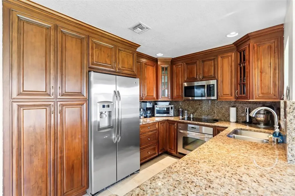 9505 Aegean Drive Boca Raton FL 33496